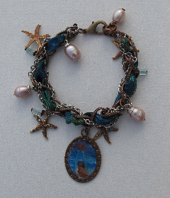 JB0002 - Free to Live Ribbon Charm Bracelet